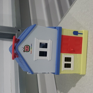 2021‎ CoComelon Deluxe Family House with sounds